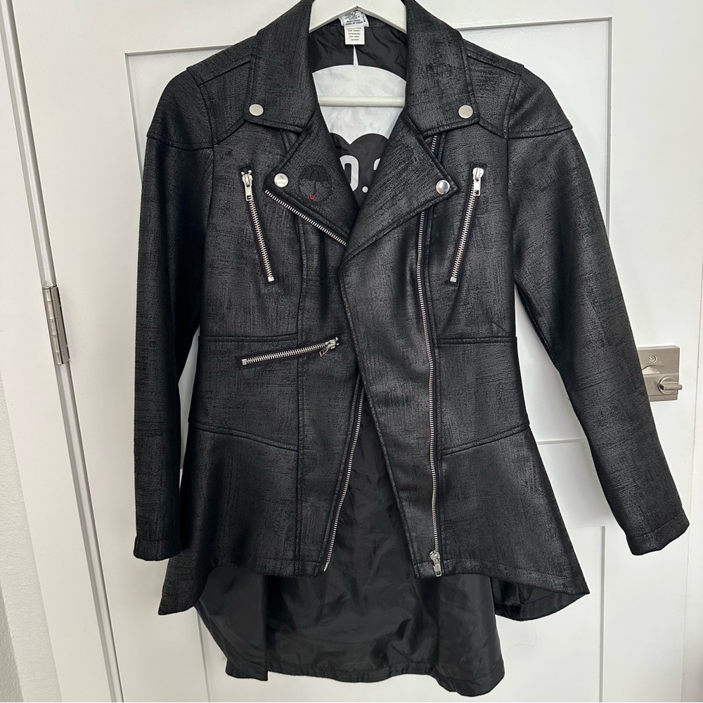 Women's Black Umbrella Academy Jacket leather long high low hi-lo hot topic